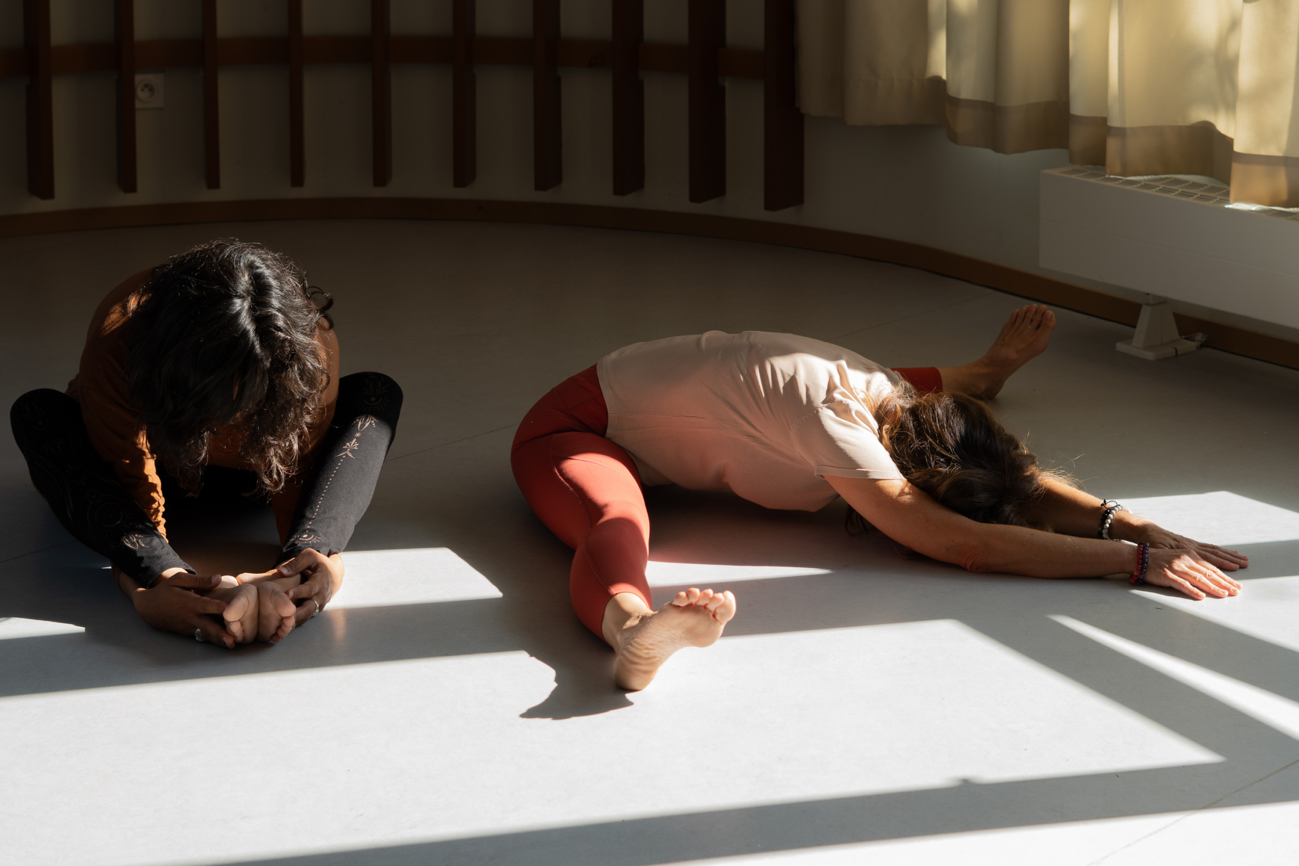 ✦ Habiter son centre Yin Yoga • Présence & axe intérieur • 50 min